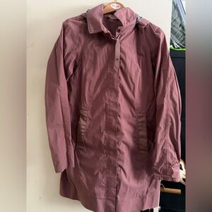Women’s lululemon rain on jacket size 6 colour bark berry